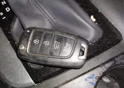 2021 Hyundai Elantra Se z USA, uszkodzony, nr VIN KMHLL4AGXMU119823